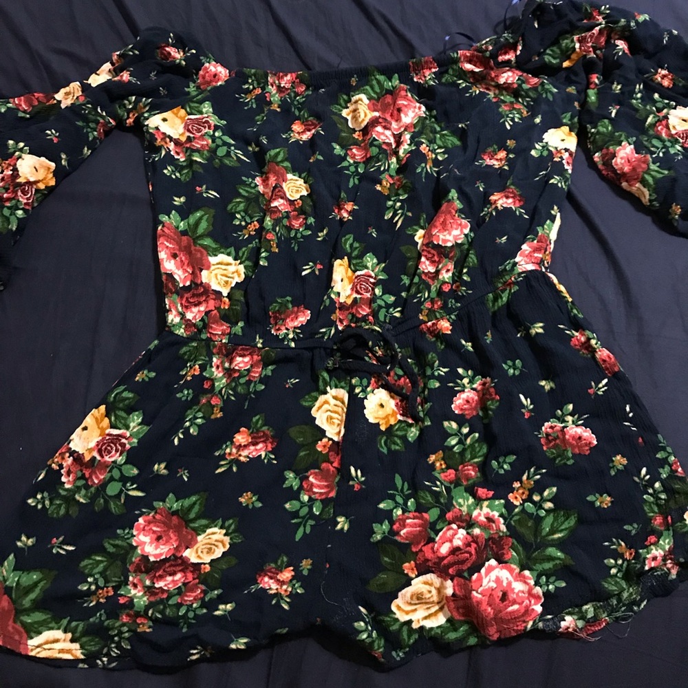 Ambience size small flower romper